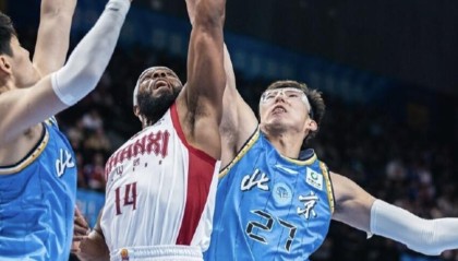 华体会-许利民谈周琦受伤：还是眼睛问题，等17日检查后才有明确结果