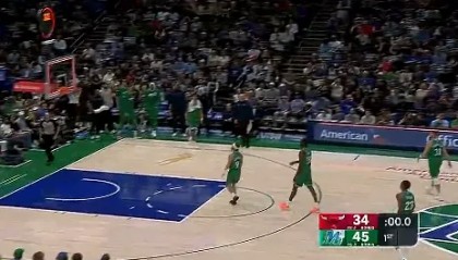 华体会-独行侠首节狂轰45分，领先公牛11分进入第二节比赛