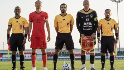 热身赛：国足2-0阿联酋第三级别球队猎鹰，张玉宁、林良铭破门