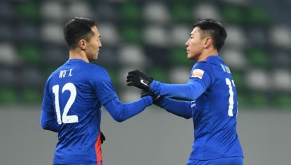 【中超】于汉超吴曦均传射吴庆破纪录 申花4比1重庆